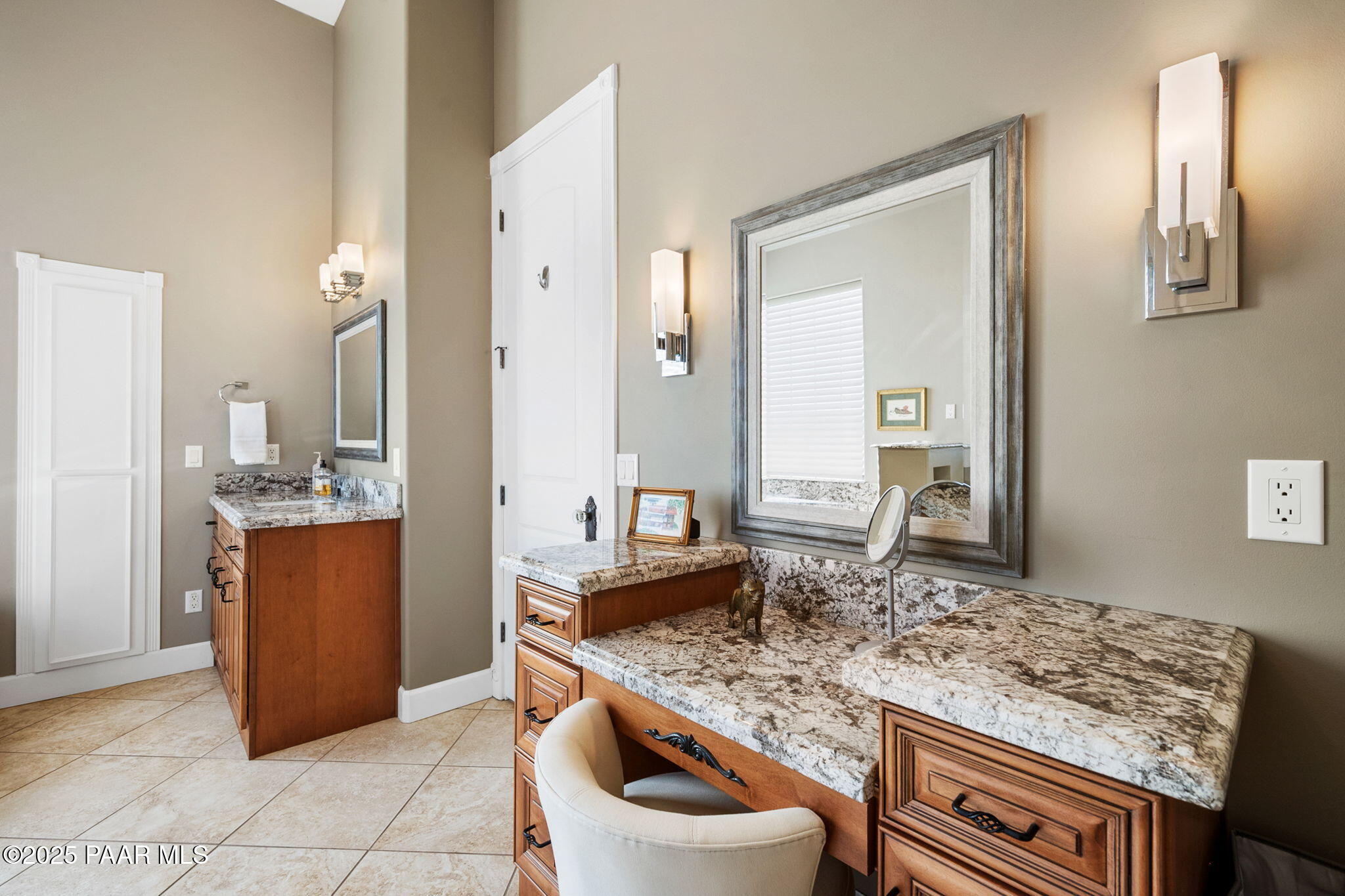 950 Grapevine Lane Prescott, AZ 86305 - Photo 31 of 69 37-Primary Bathroom_1