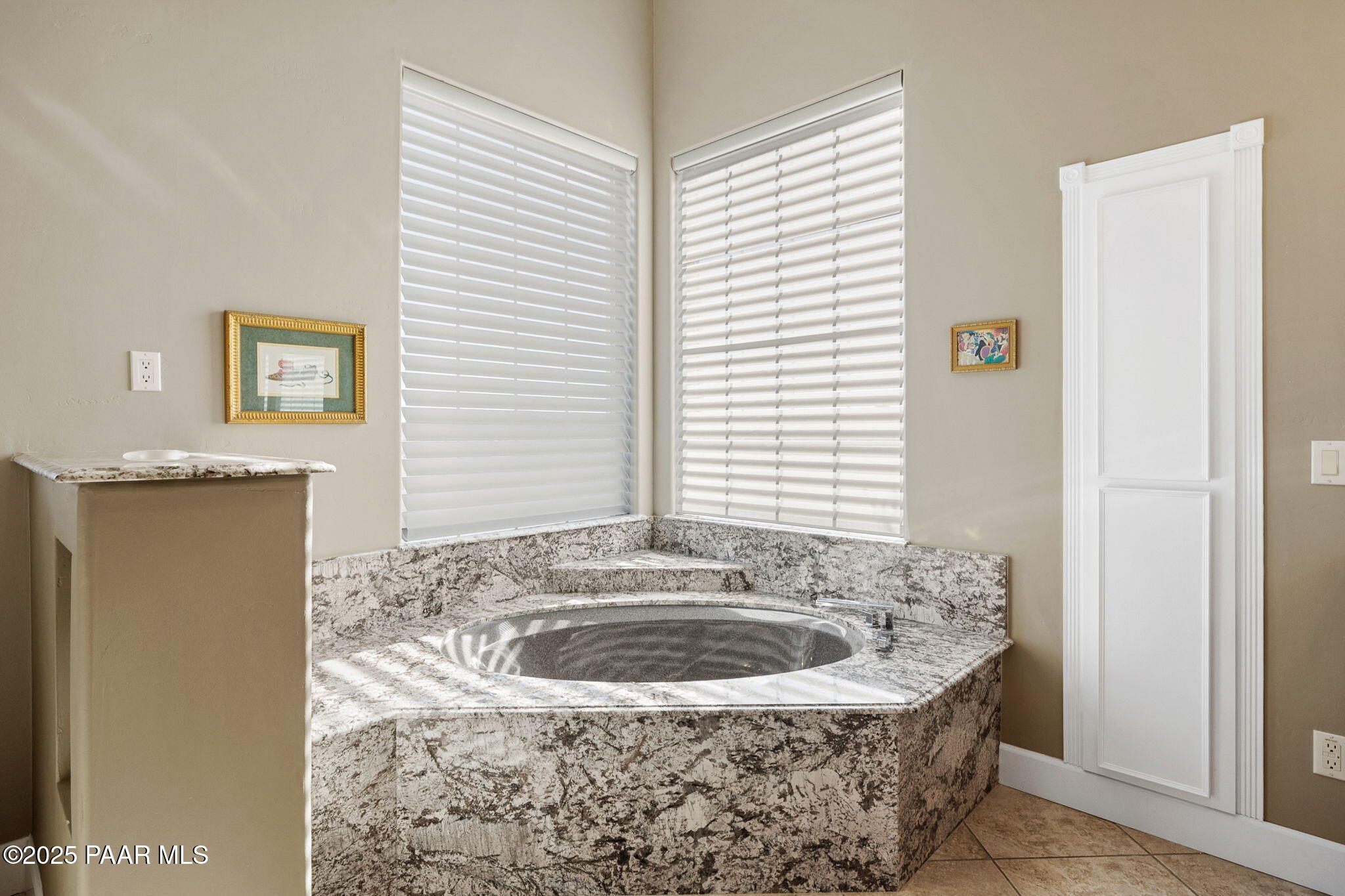 950 Grapevine Lane Prescott, AZ 86305 - Photo 32 of 69 38-Primary Bathroom_2