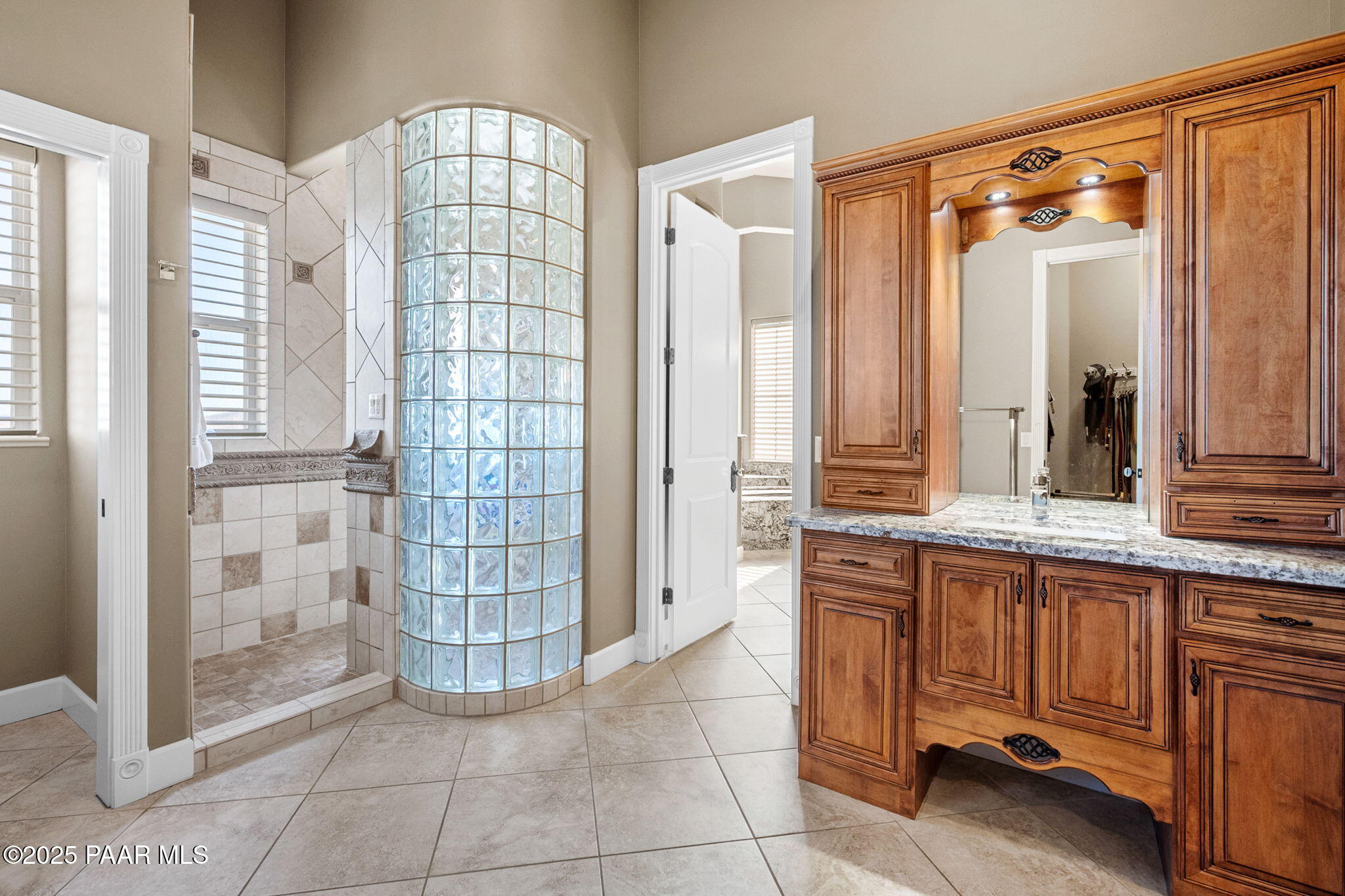 950 Grapevine Lane Prescott, AZ 86305 - Photo 33 of 69 39-Primary Bathroom_3