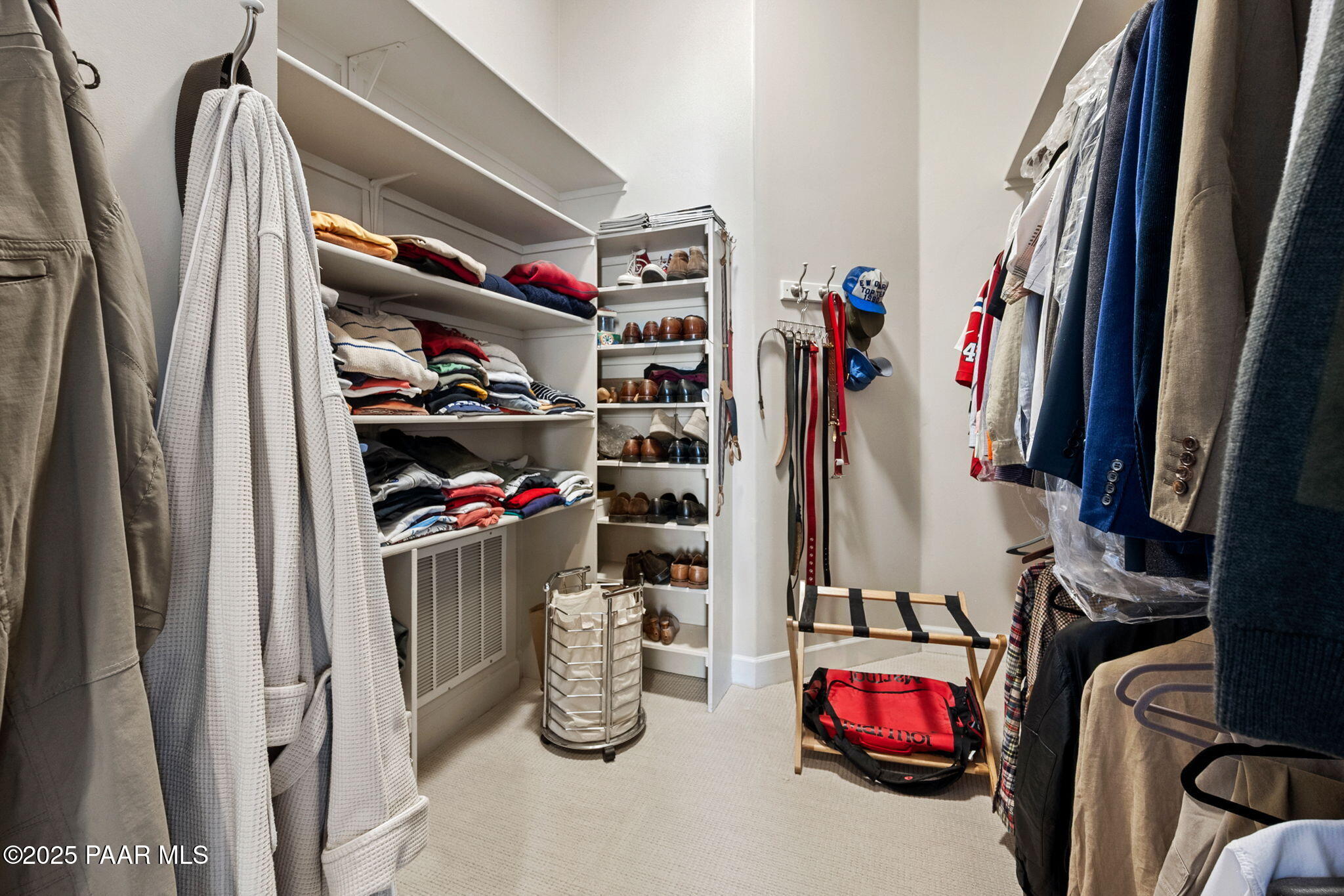 950 Grapevine Lane Prescott, AZ 86305 - Photo 36 of 69 42-Primary Closet_2