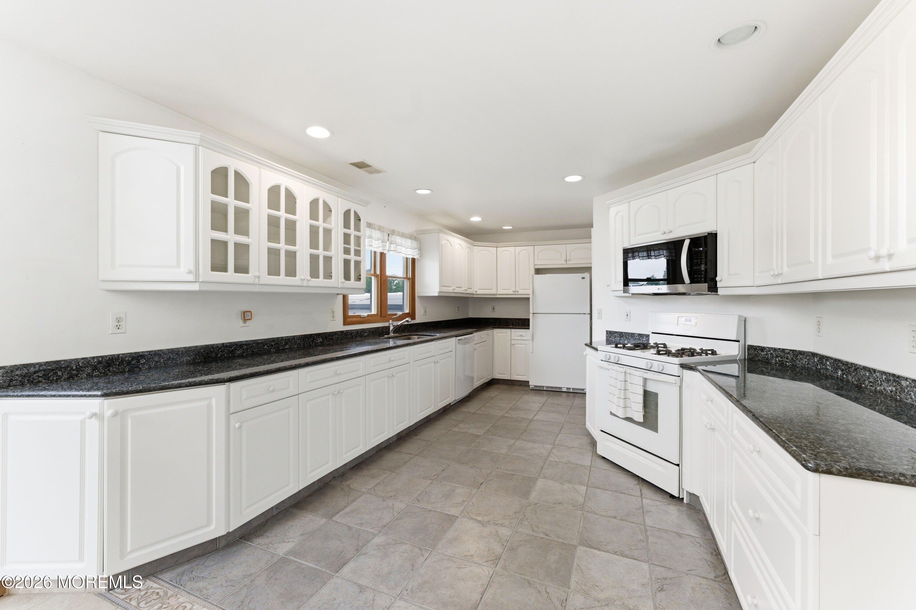 306 Richard Road Forked River, NJ 08731 - Photo 6 of 28 ALE06010