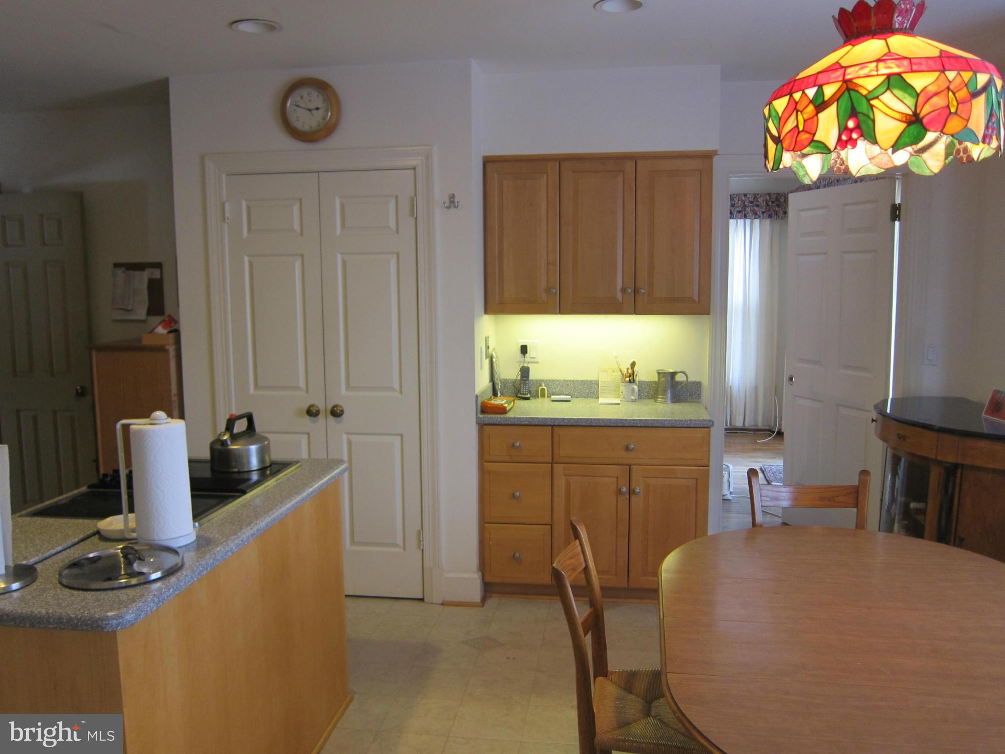 54 Redding Ridge Drive Gaithersburg, MD 20878 - Photo 9 of 29 Kitchen