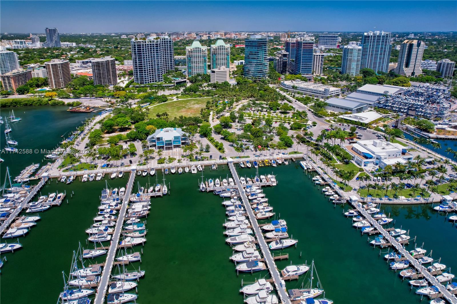 2951 South Bayshore Drive, Unit 907/909 Miami, FL 33133 - Photo 30 of 31