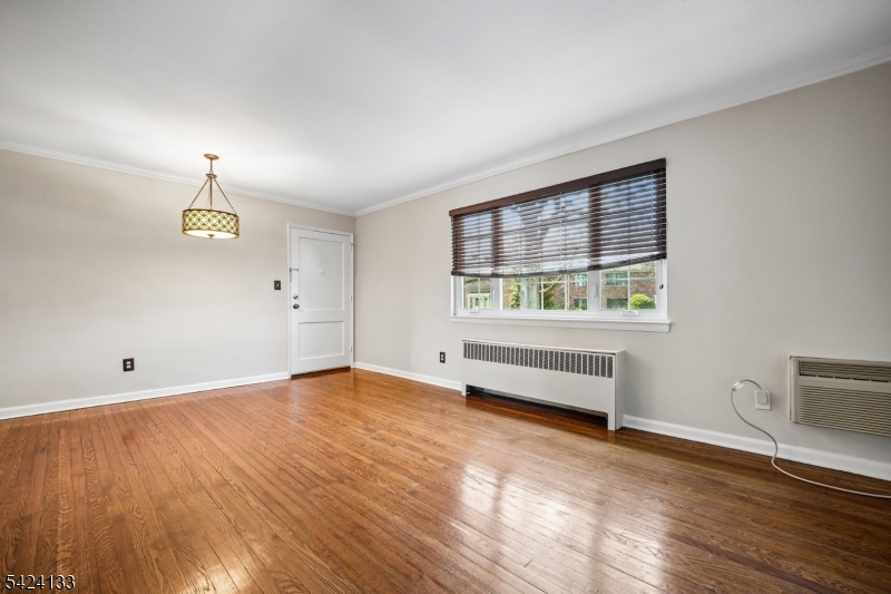 69B Troy Drive Springfield, NJ 07081 - Photo 5 of 23