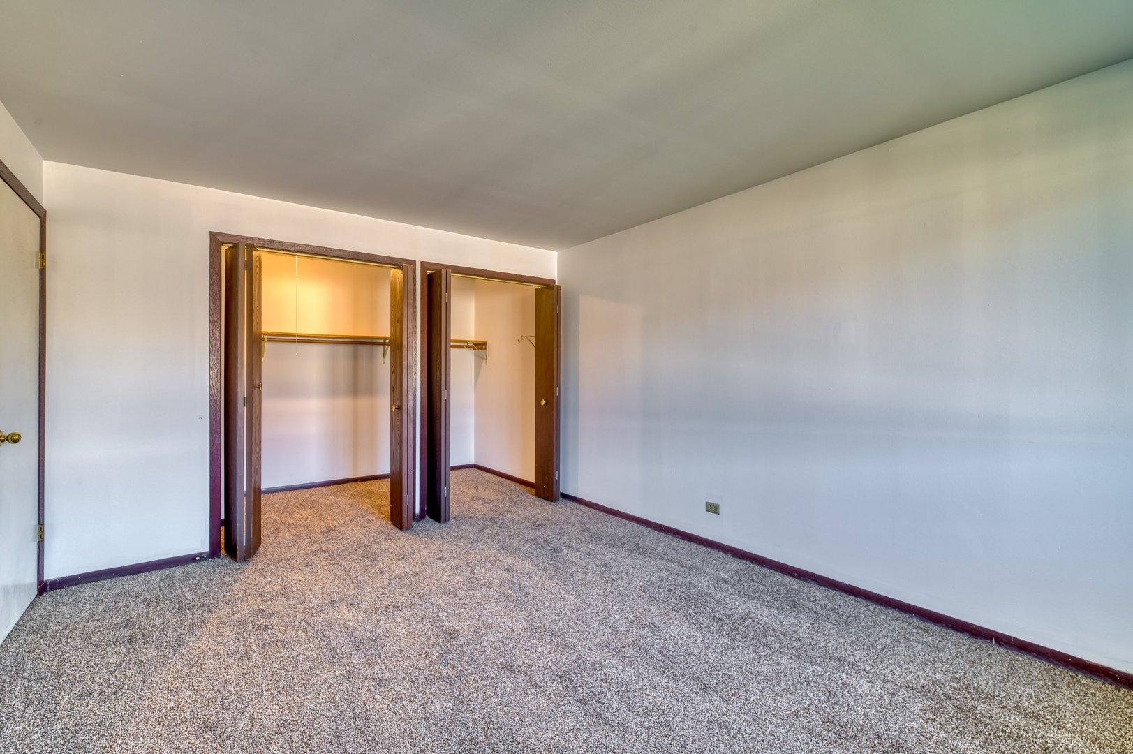 1713 Nelson Road, Unit 12 New Lenox, IL 60451 - Photo 14 of 14 an empty room with window