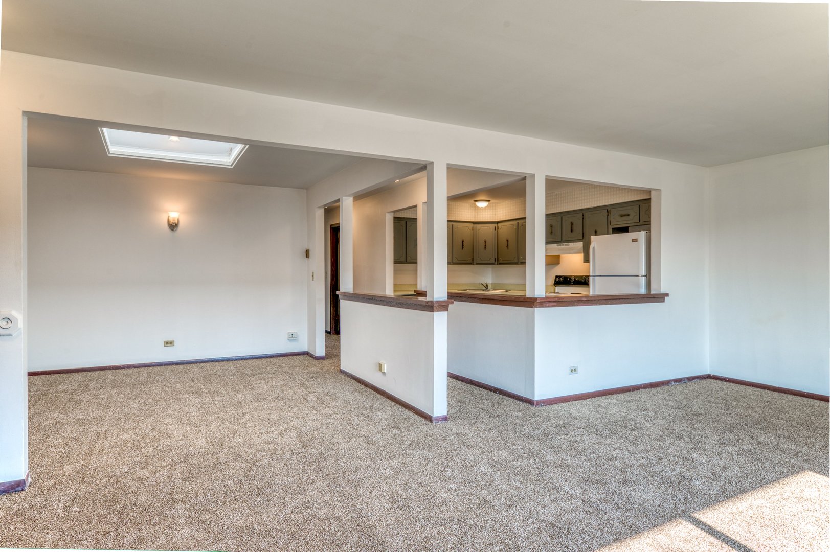 1713 Nelson Road, Unit 12 New Lenox, IL 60451 - Photo 8 of 14 a view of a room with a cabinet and mirror