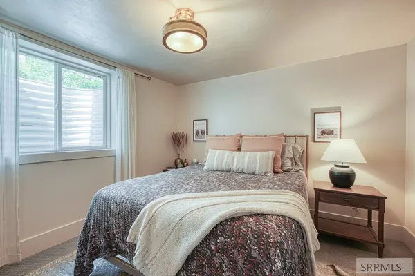 $470,000 | 2095 S Boulevard, Idaho Falls, ID 83404