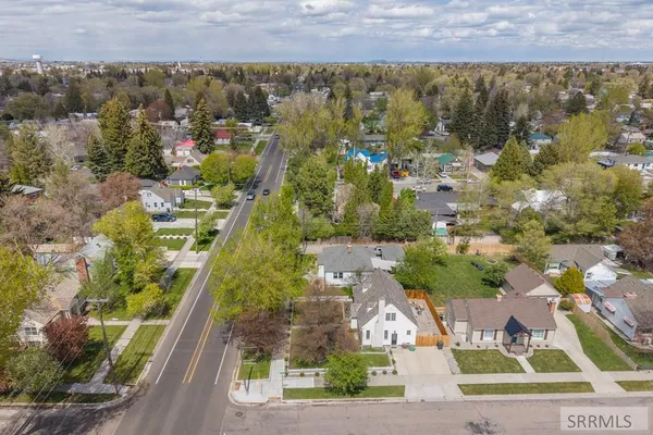 $470,000 | 2095 S Boulevard, Idaho Falls, ID 83404