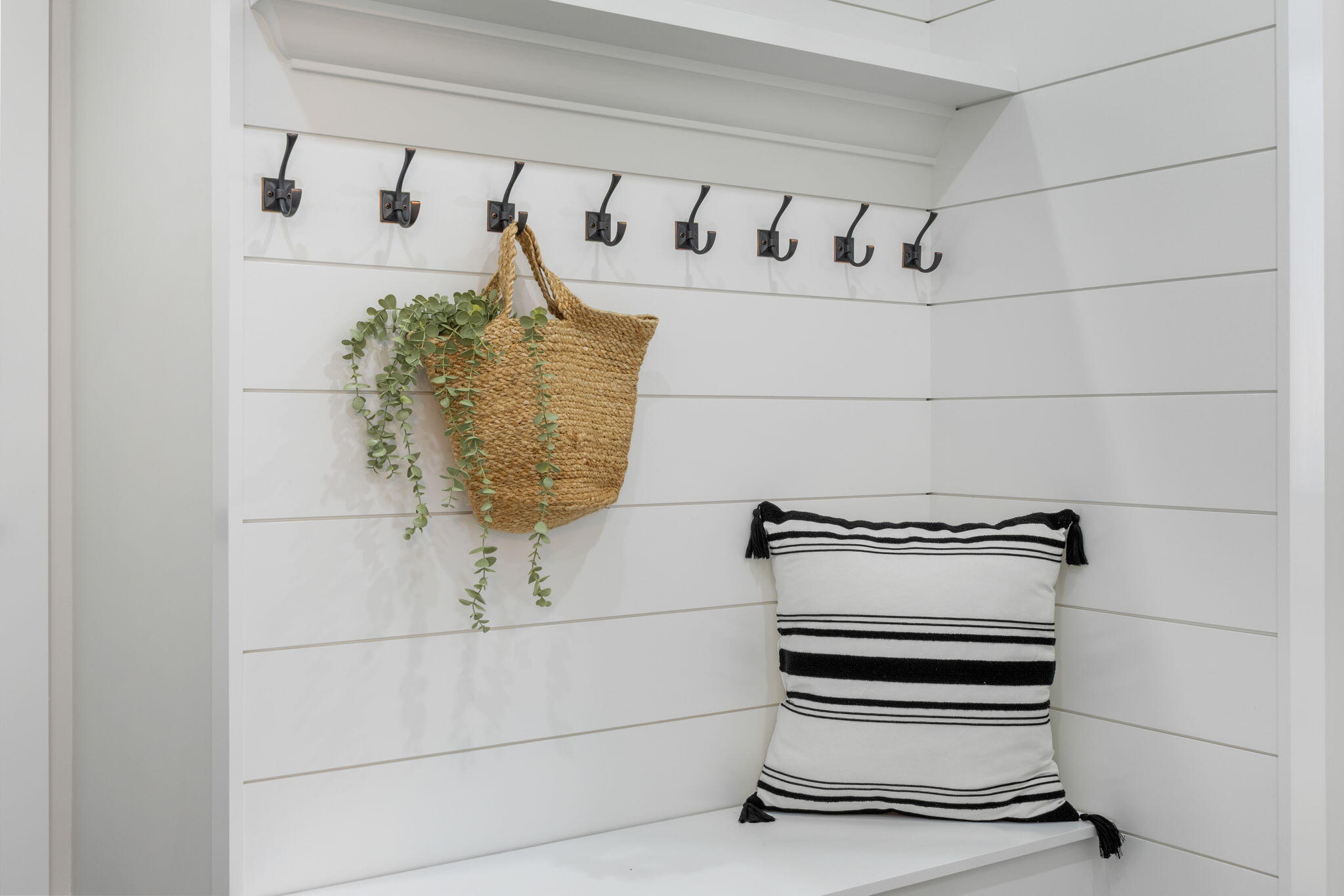 28 Spinnaker Street Sandwich, MA 02563 - Photo 44 of 55 a bathroom with a bathtub