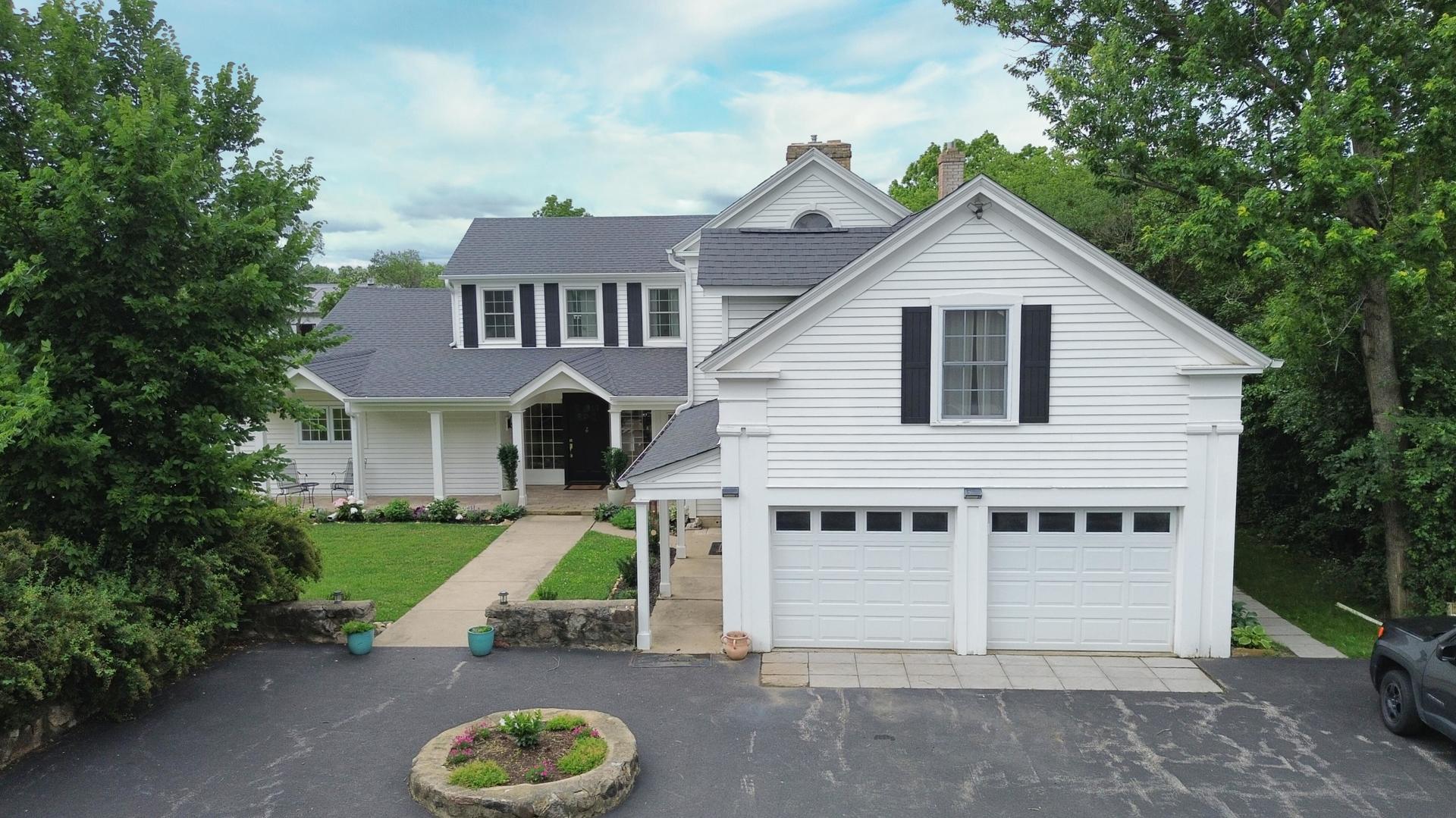 708 South Rose Farm Road Woodstock, IL 60098 - Photo 9 of 104