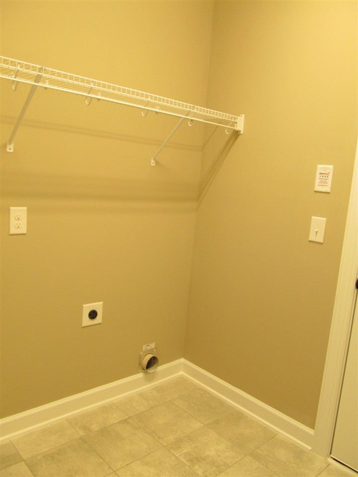 551 Gordon Road Clayton, NC 27520 - Photo 20 of 25 Laundry