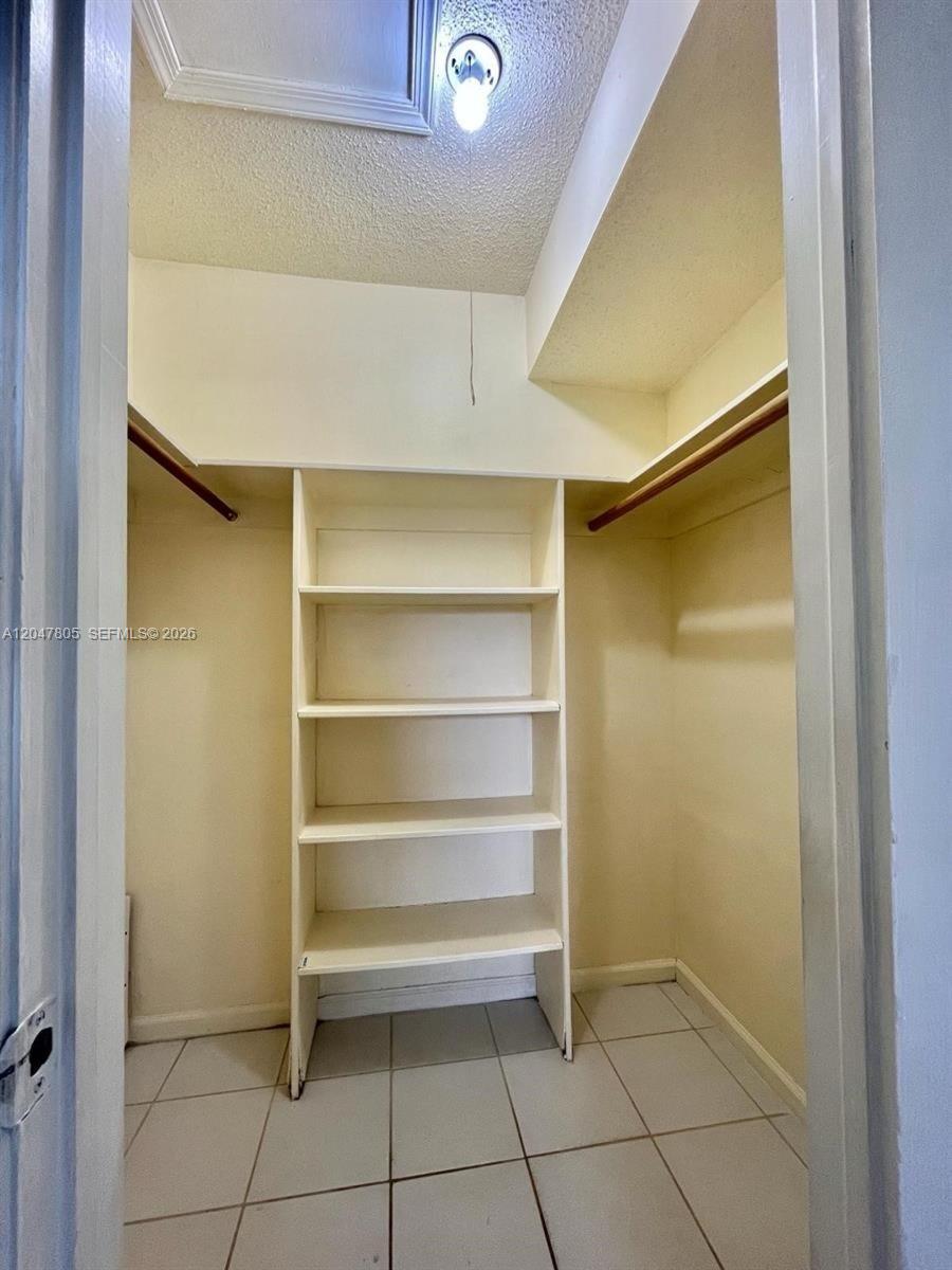 9851 Sandalfoot Boulevard, Unit 213 Boca Raton, FL 33428 - Photo 7 of 10