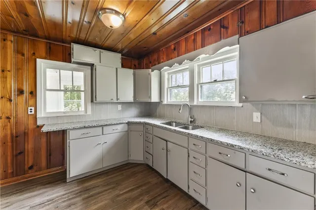 $175,000 | 809 South Crysler Avenue, Independence, MO 64052