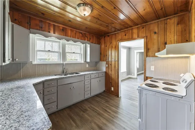 $175,000 | 809 South Crysler Avenue, Independence, MO 64052