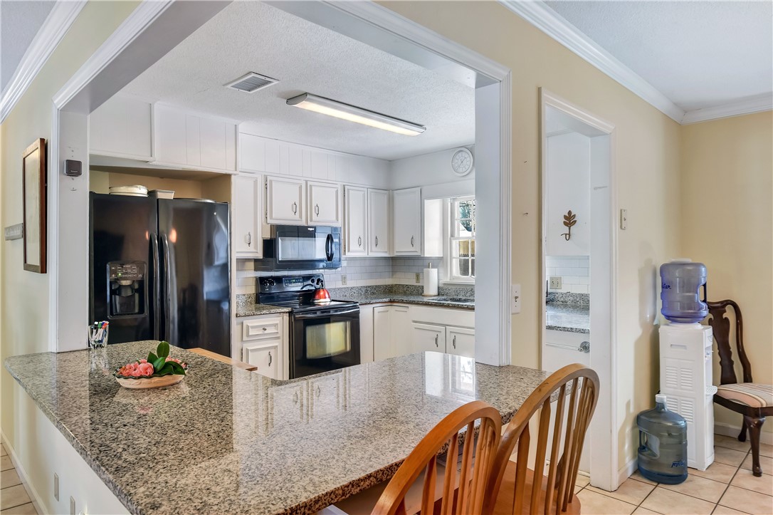 503 Marsh Circle St. Simons Island, GA 31522 - Photo 8 of 33