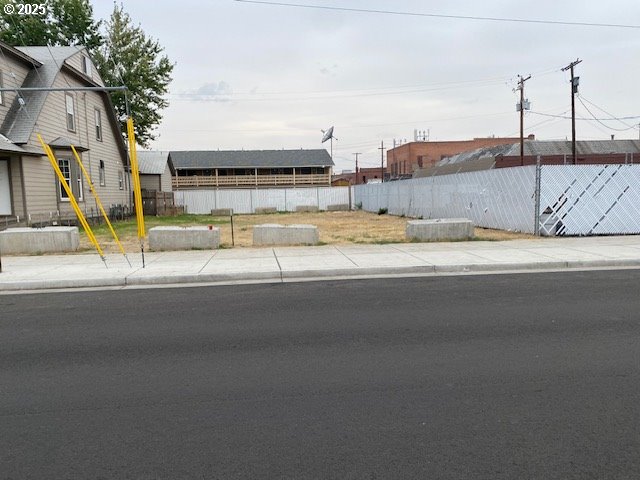 a view of a street with of house