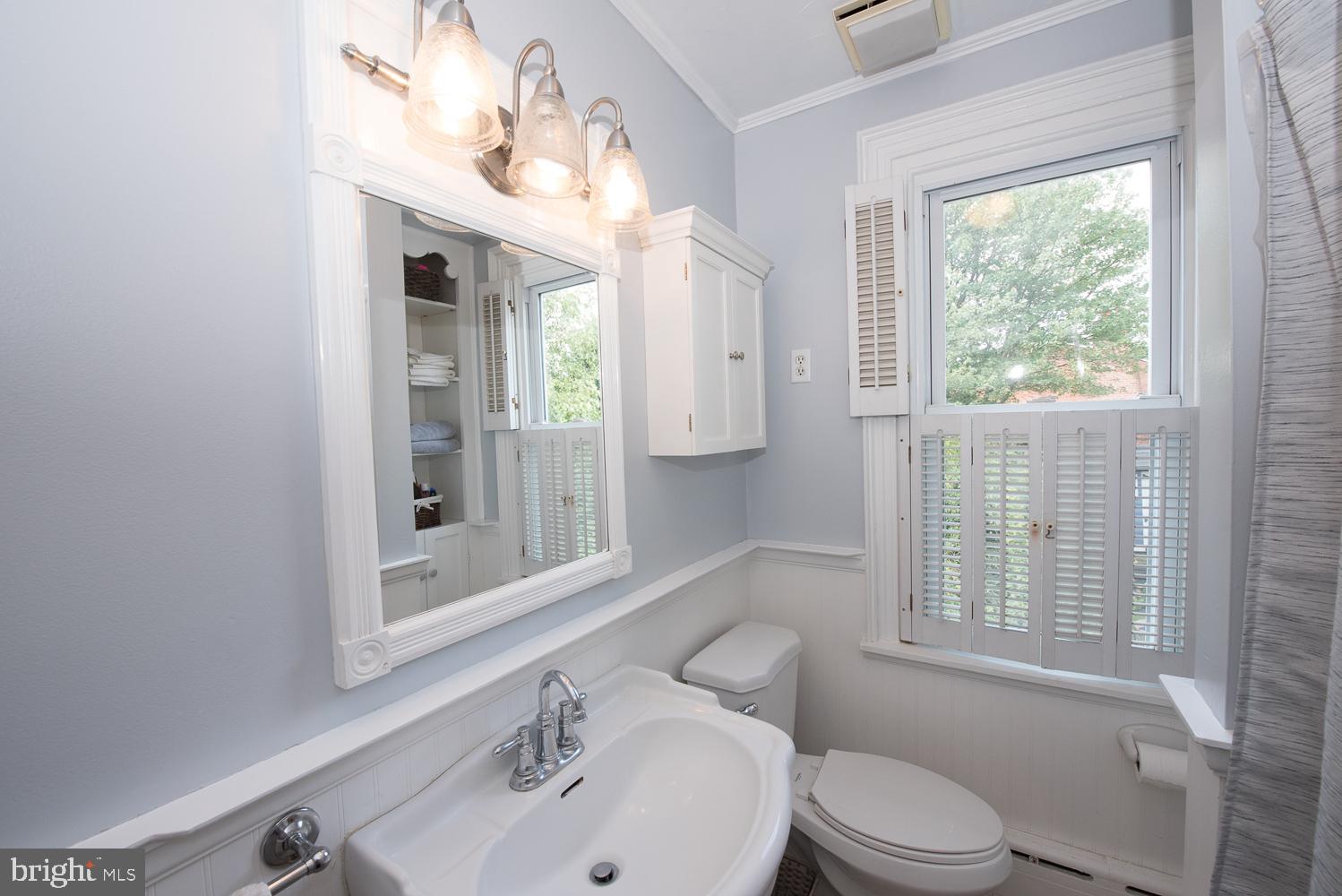 624 Wynnewood Road Ardmore, PA 19003 - Photo 18 of 29 Gallery Image 18