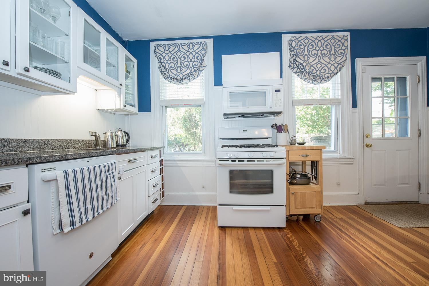 624 Wynnewood Road Ardmore, PA 19003 - Photo 8 of 29 Gallery Image 8