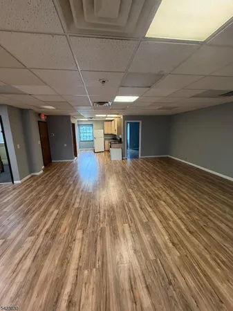 $2,750 | 350 South Sparta Avenue, Unit B4, Sparta, NJ 07871