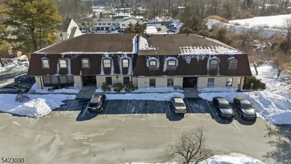 $2,750 | 350 South Sparta Avenue, Unit B4, Sparta, NJ 07871