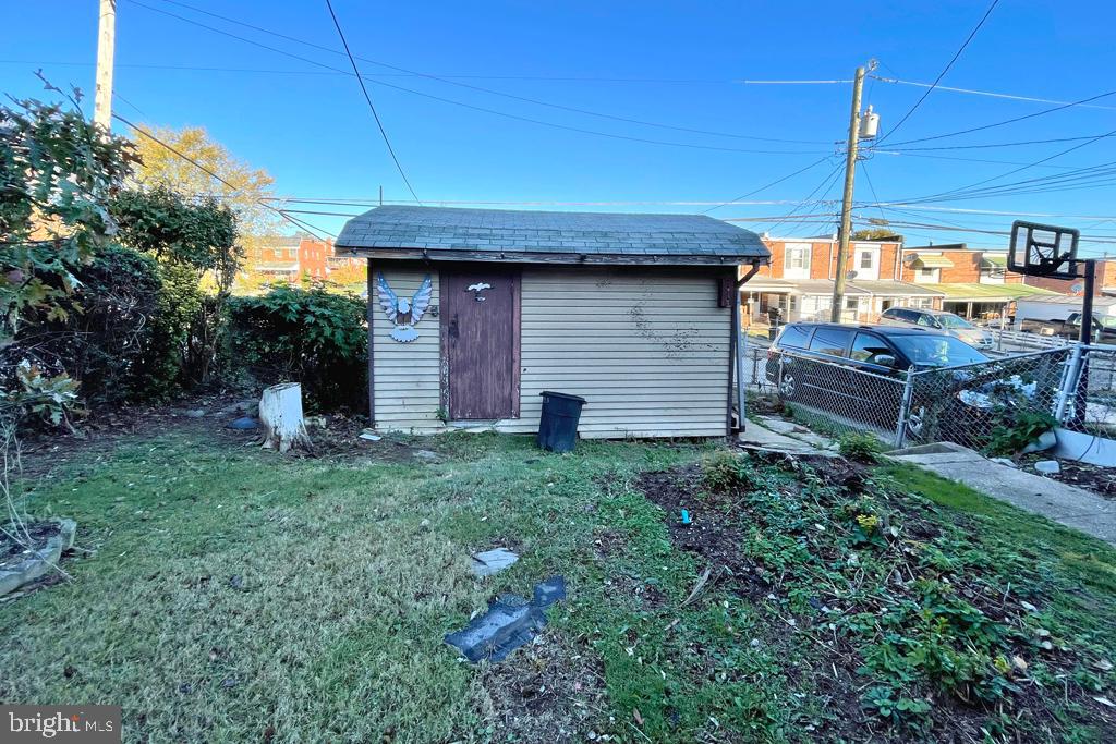 7900 Lansdale Road Baltimore, MD 21224 - Photo 5 of 17 Gallery Image 5