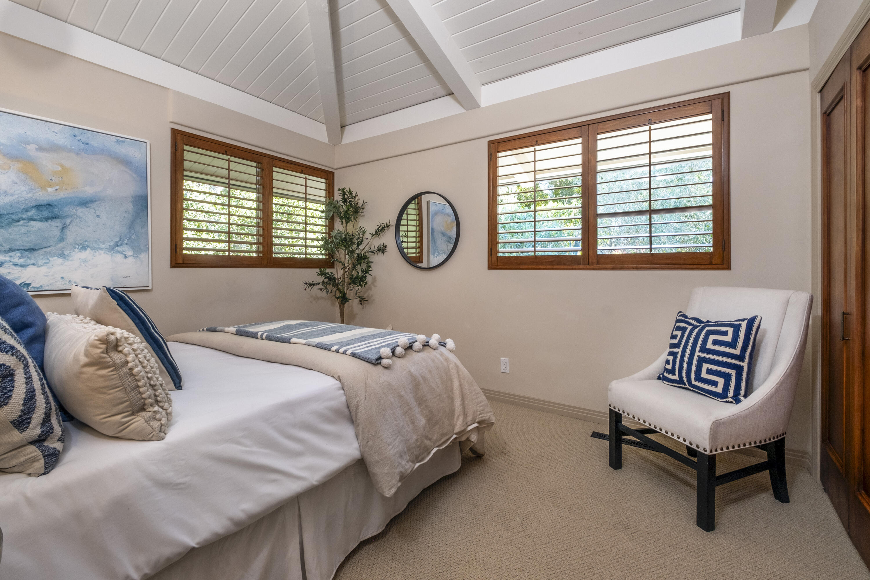 985 Monte Drive Santa Barbara, CA 93110 - Photo 13 of 29 a bedroom with a bed and a window