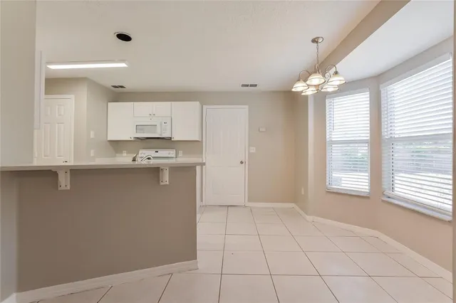 $2,190 | 2997 West Beaumont Lane, Eustis, FL 32726