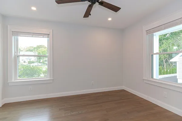 $3,700 | 6 Lord Terrace, Unit 1, Woburn, MA 01801