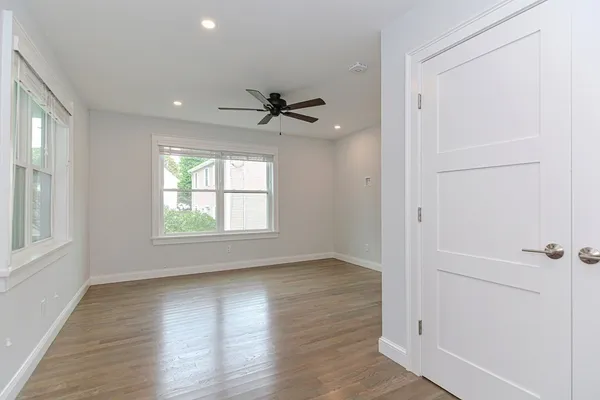 $3,700 | 6 Lord Terrace, Unit 1, Woburn, MA 01801