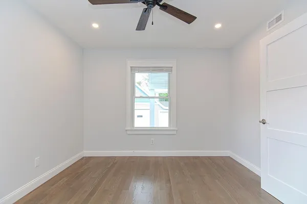 $3,700 | 6 Lord Terrace, Unit 1, Woburn, MA 01801