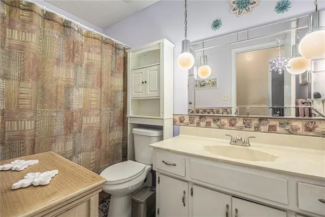 $349,900 | 9029 Acuff Lane, Lenexa, KS 66215