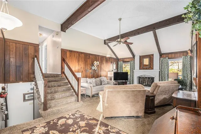 $349,900 | 9029 Acuff Lane, Lenexa, KS 66215