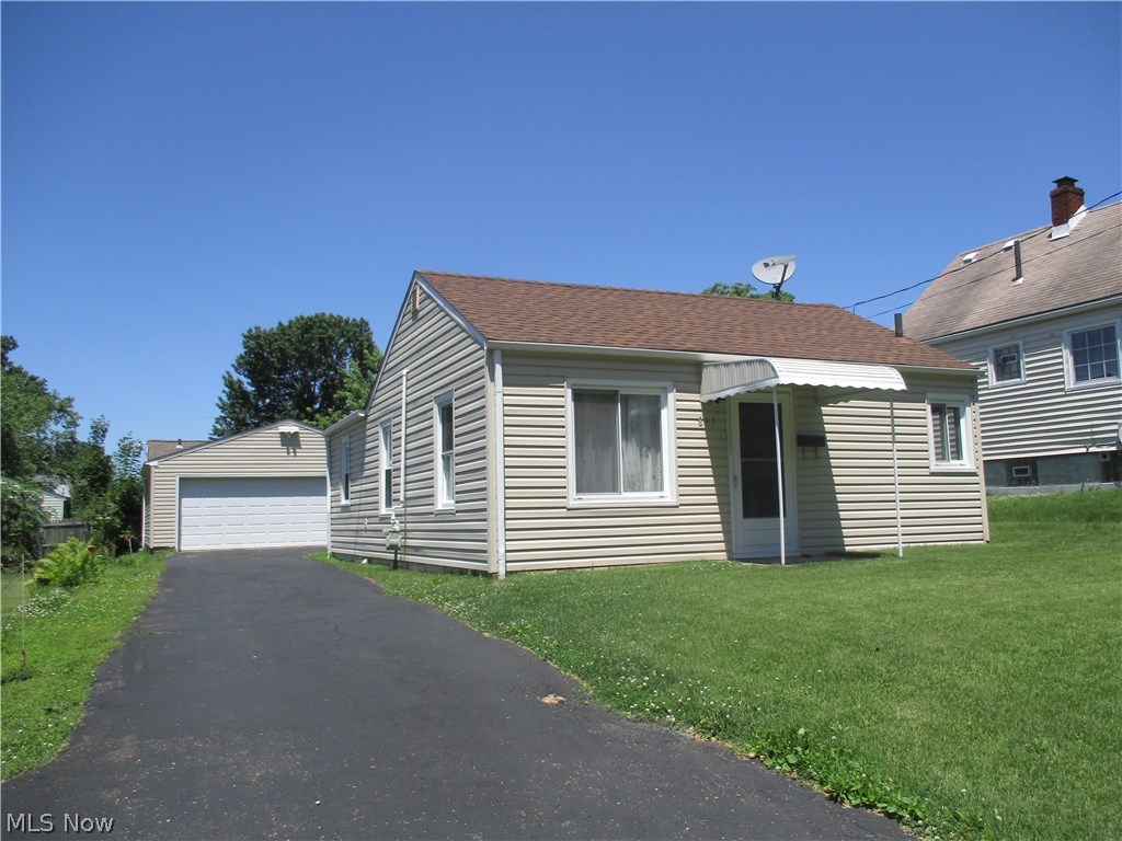 891 Reed Avenue Akron, OH 44306 - Photo 1 of 12