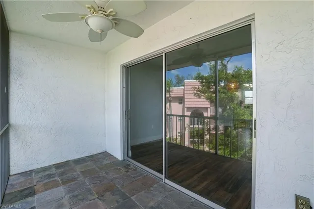 $1,700 | 170 Turtle Lake Court, Unit 301, Naples, FL 34105