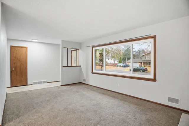 $319,900 | 7809 Georgia Avenue North, Brooklyn Park, MN 55445