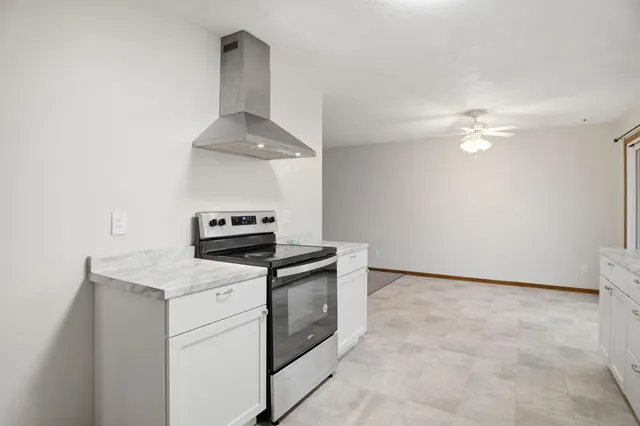 $319,900 | 7809 Georgia Avenue North, Brooklyn Park, MN 55445