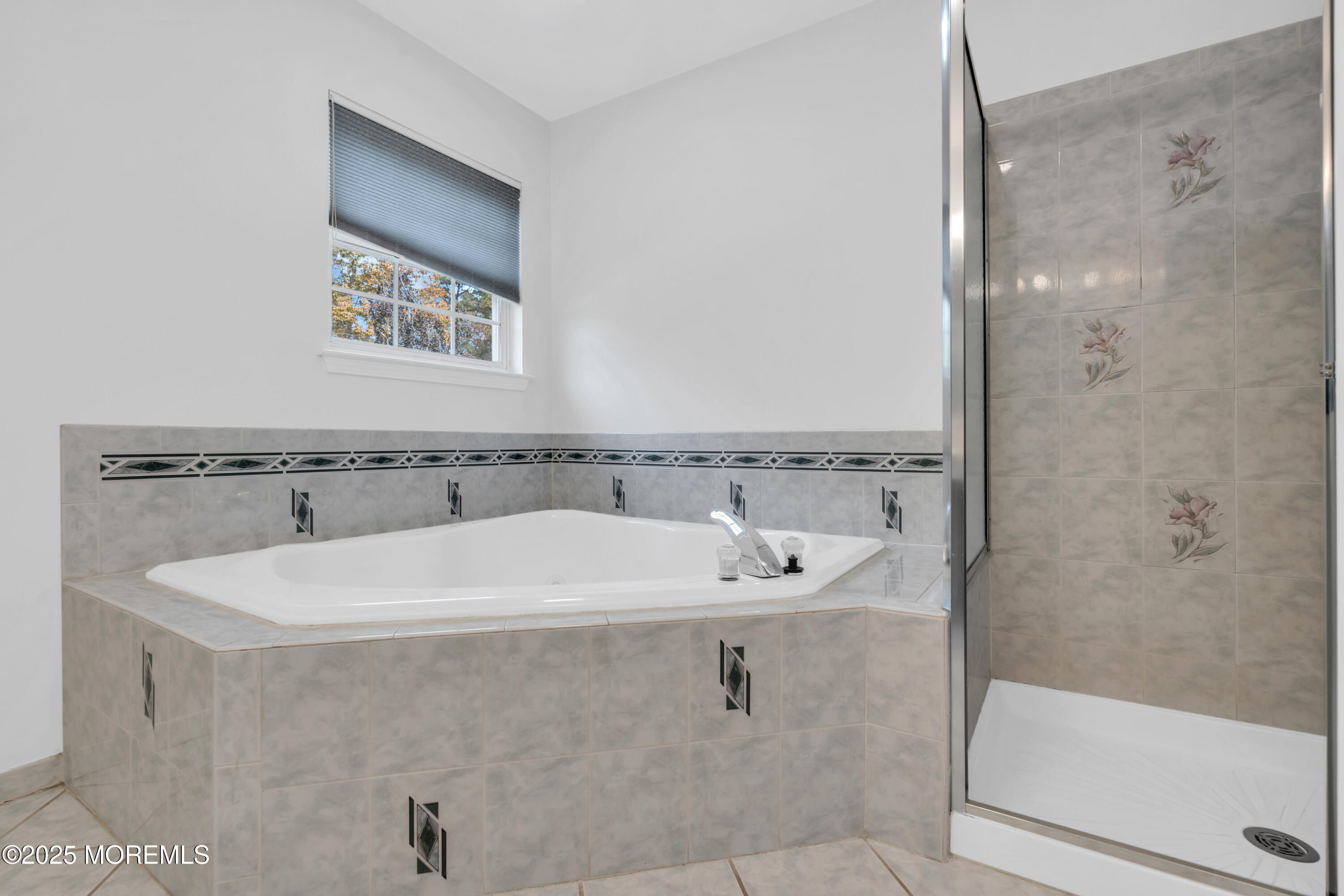 3 Wellesly Court Jackson, NJ 08527 - Photo 24 of 35 a bathroom with a sink and a shower