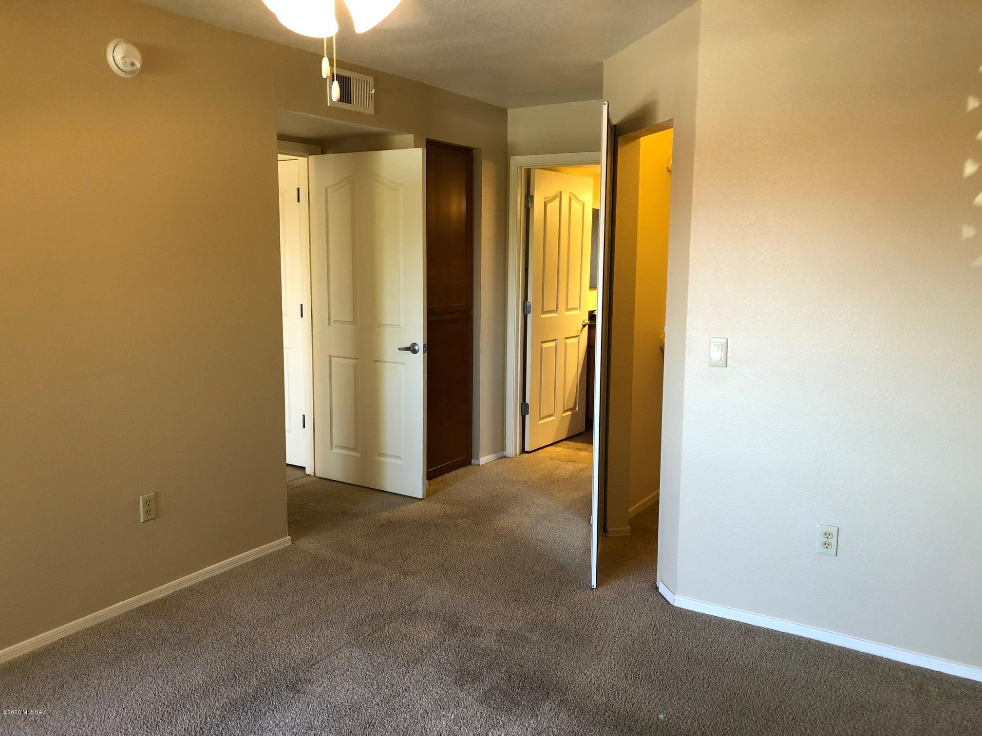 5751 North Kolb Road, Unit 20202 Tucson, AZ 85750 - Photo 8 of 18