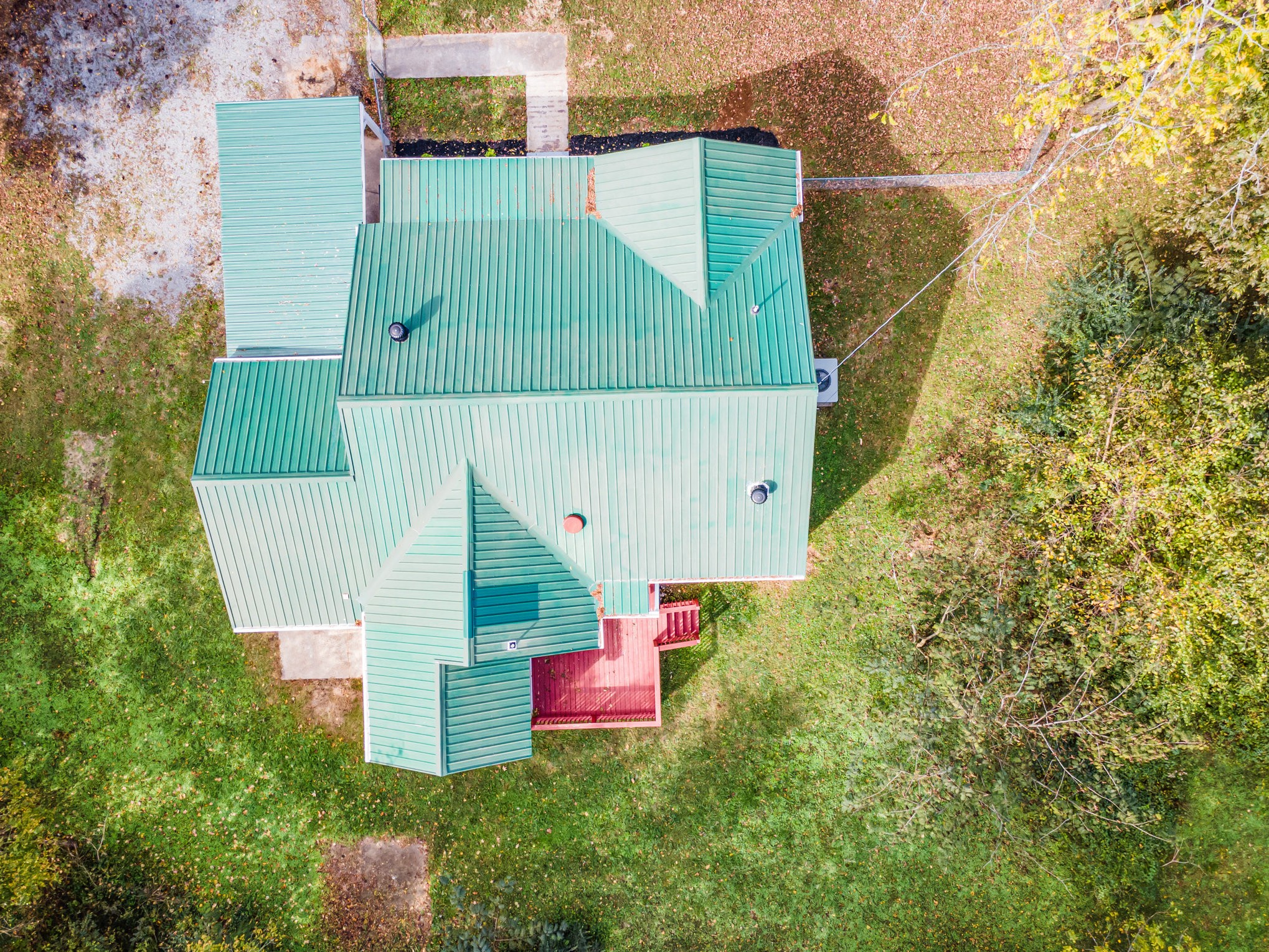 417 West Coffee Street Tullahoma, TN 37388 - Photo 31 of 34 an aerial view of a house