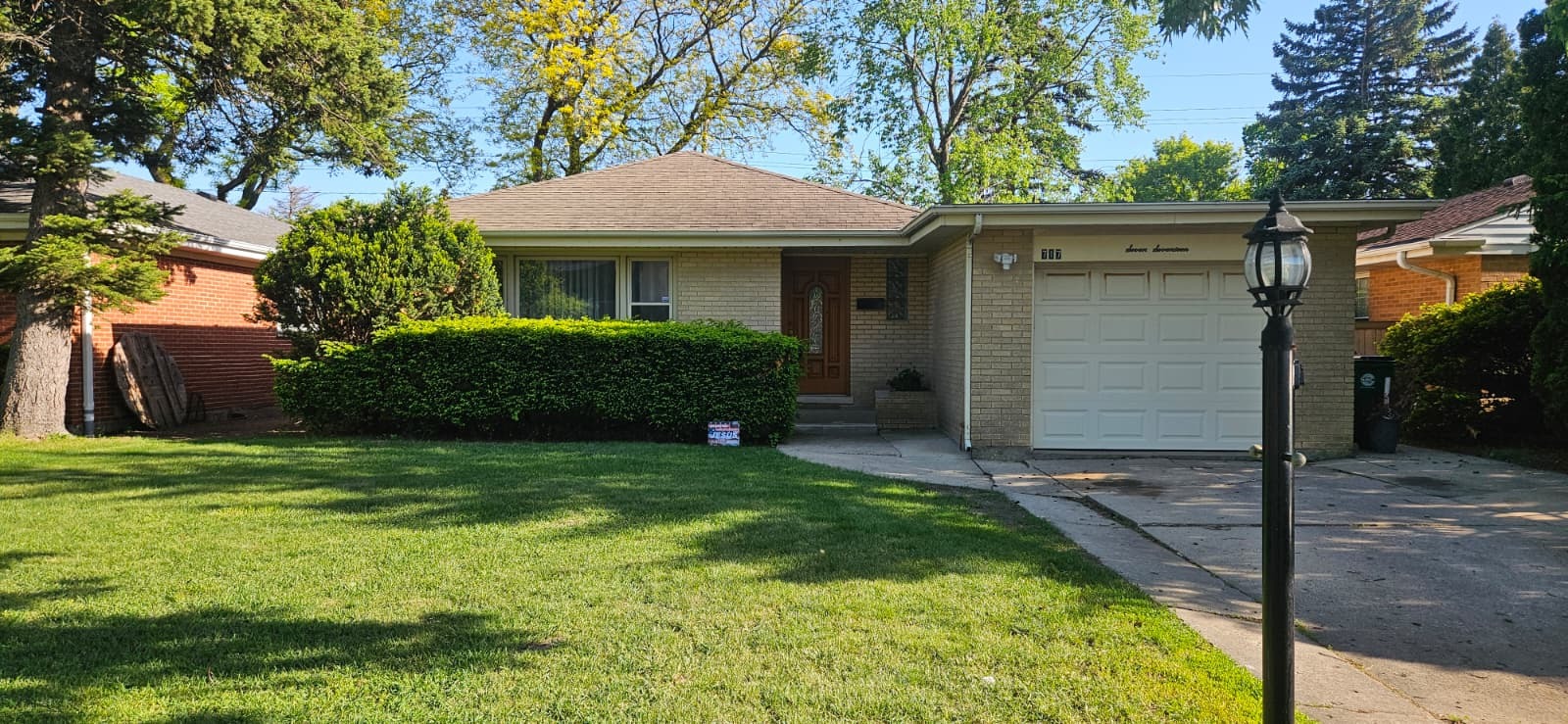 717 Oakton Street Park Ridge, IL 60068 - Photo 2 of 26