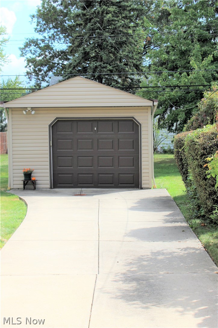 13214 Rockside Road Cleveland, OH 44125 - Photo 14 of 15