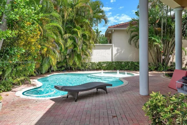 $12,000 | 17931 Lake Azure Way, Boca Raton, FL 33496