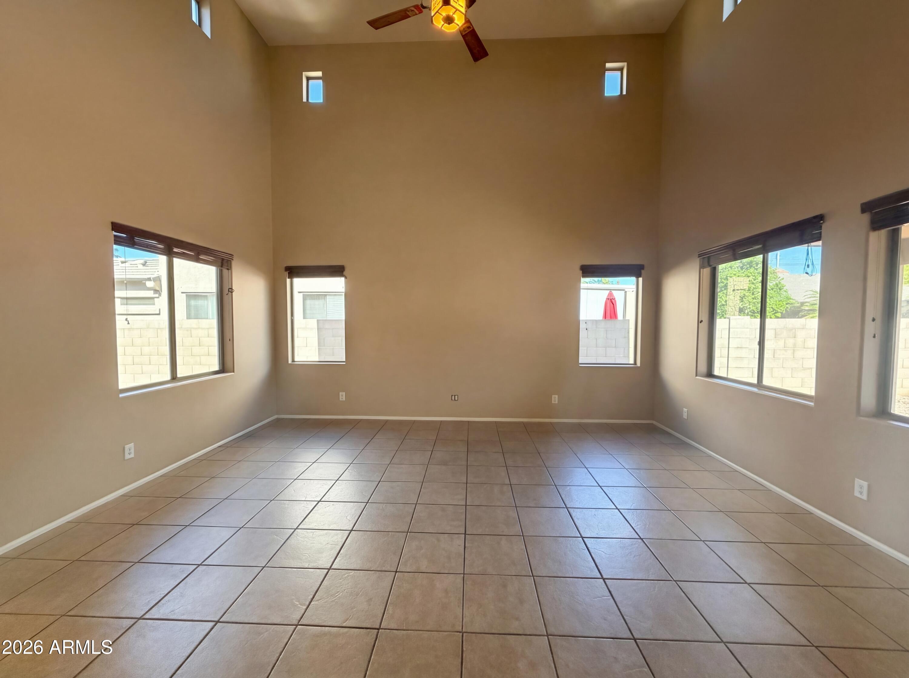 2634 East Ridge Creek Road Phoenix, AZ 85024 - Photo 14 of 39 listing_13