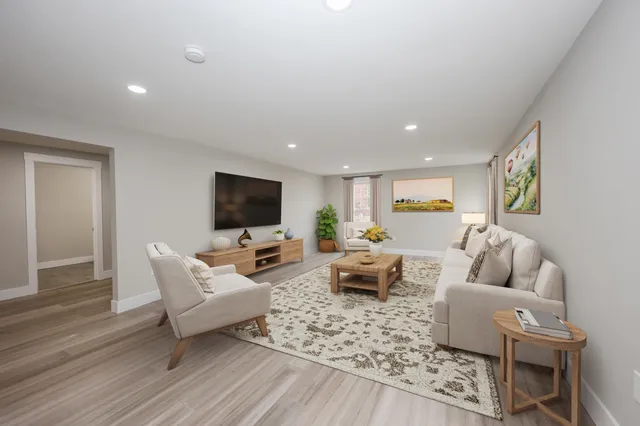 $619,900 | 1 A Sheraton Drive, Hudson, NH 03051