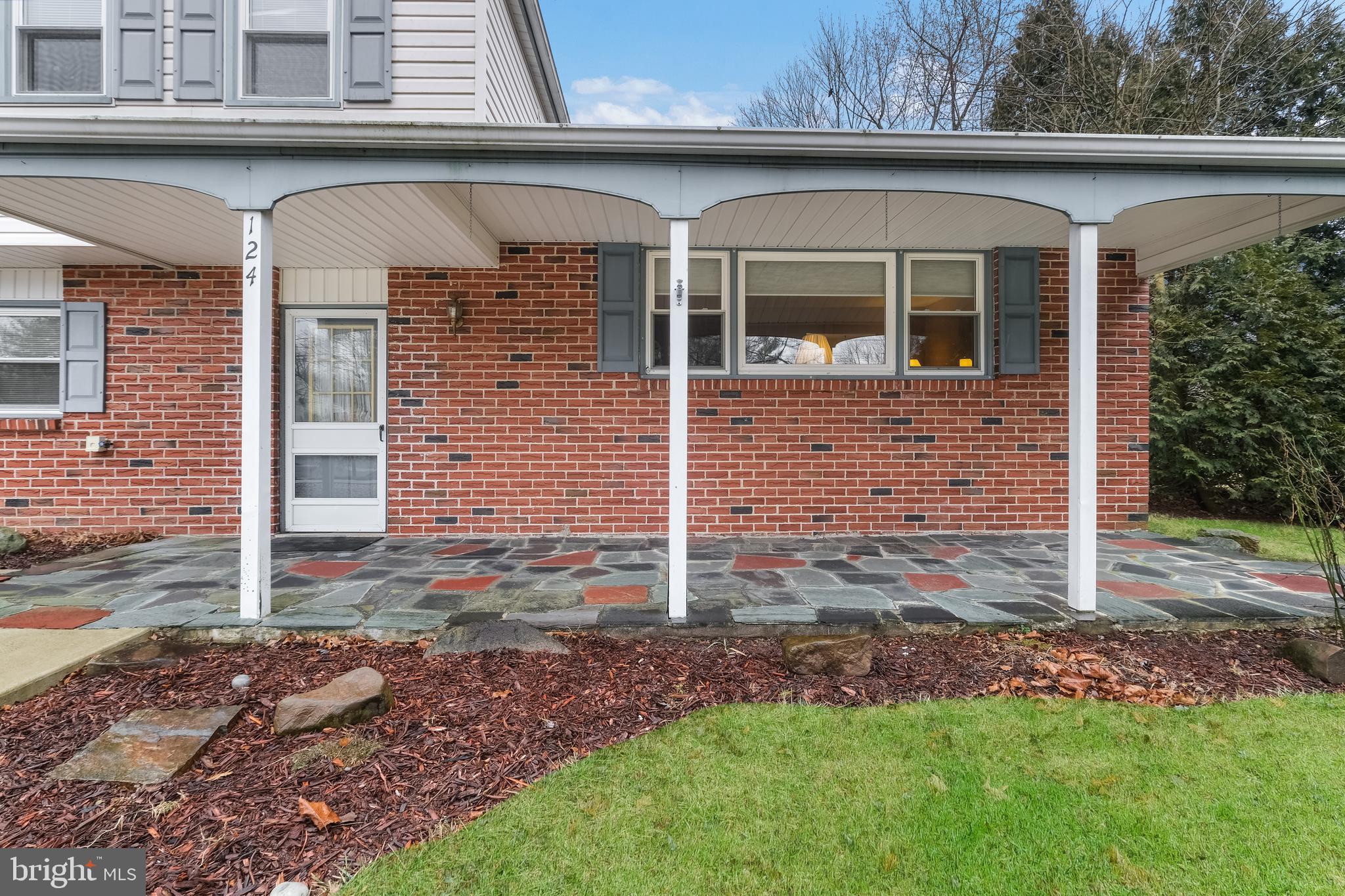124 Cherokee Road Doylestown, PA 18901 - Photo 12 of 28 Gallery Image 12