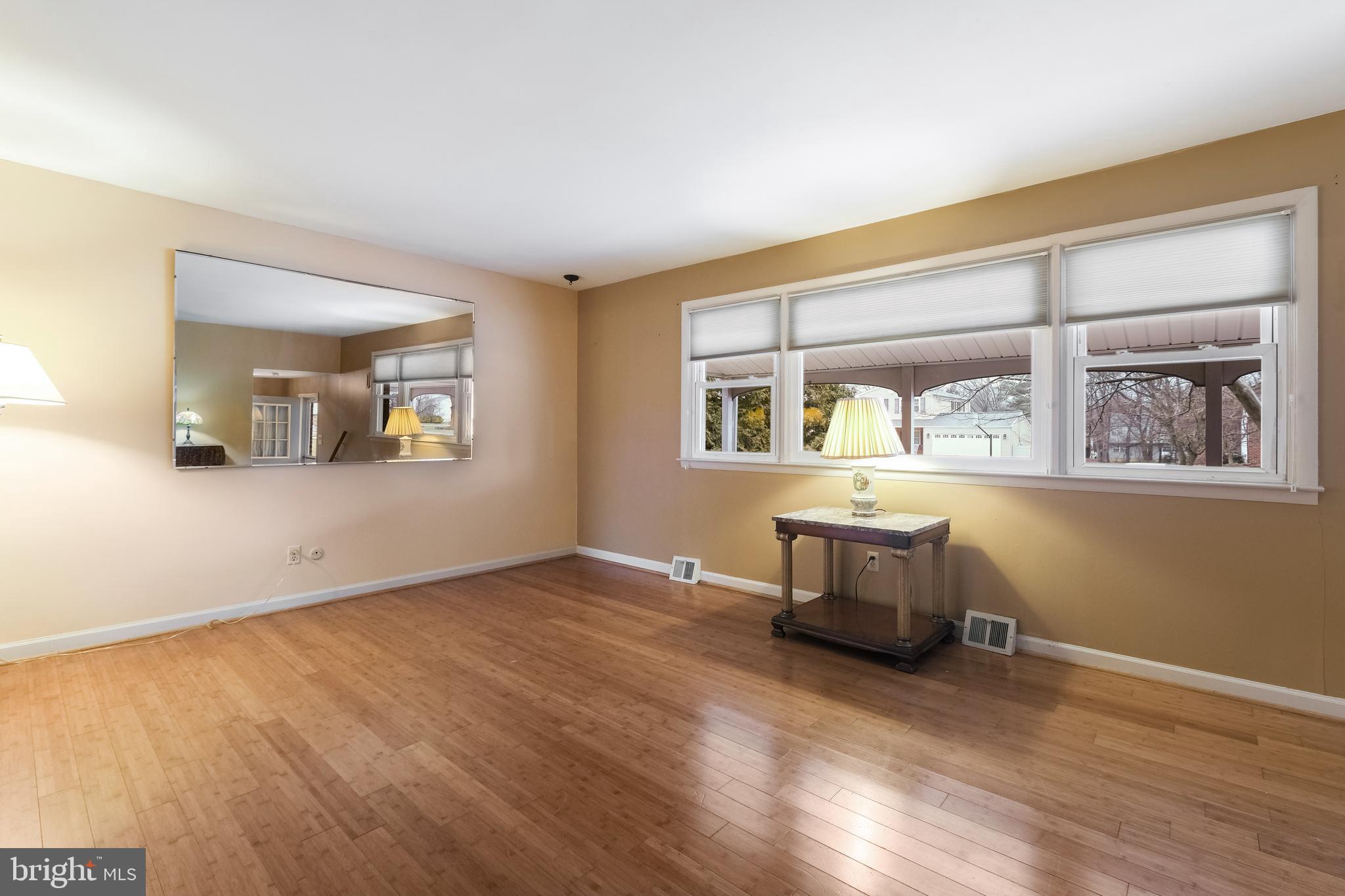 124 Cherokee Road Doylestown, PA 18901 - Photo 15 of 28 Gallery Image 15