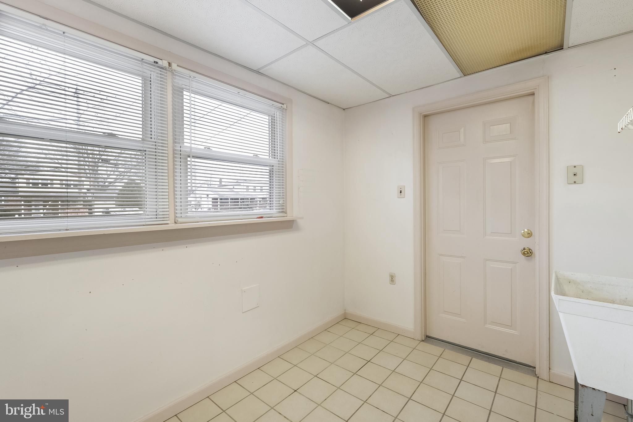 124 Cherokee Road Doylestown, PA 18901 - Photo 22 of 28 Gallery Image 22