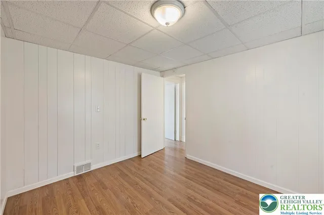 $1,700 | 409 North Bryan Street, Allentown, PA 18102