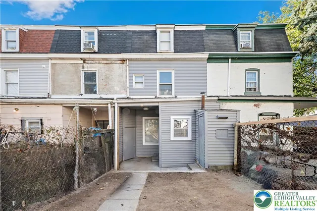 $1,700 | 409 North Bryan Street, Allentown, PA 18102