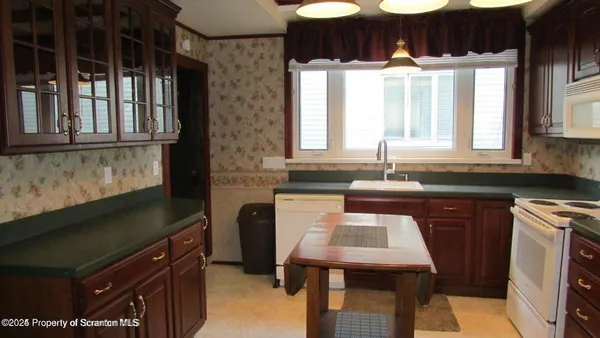 $1,600 | 217 Crown Avenue, Scranton, PA 18505